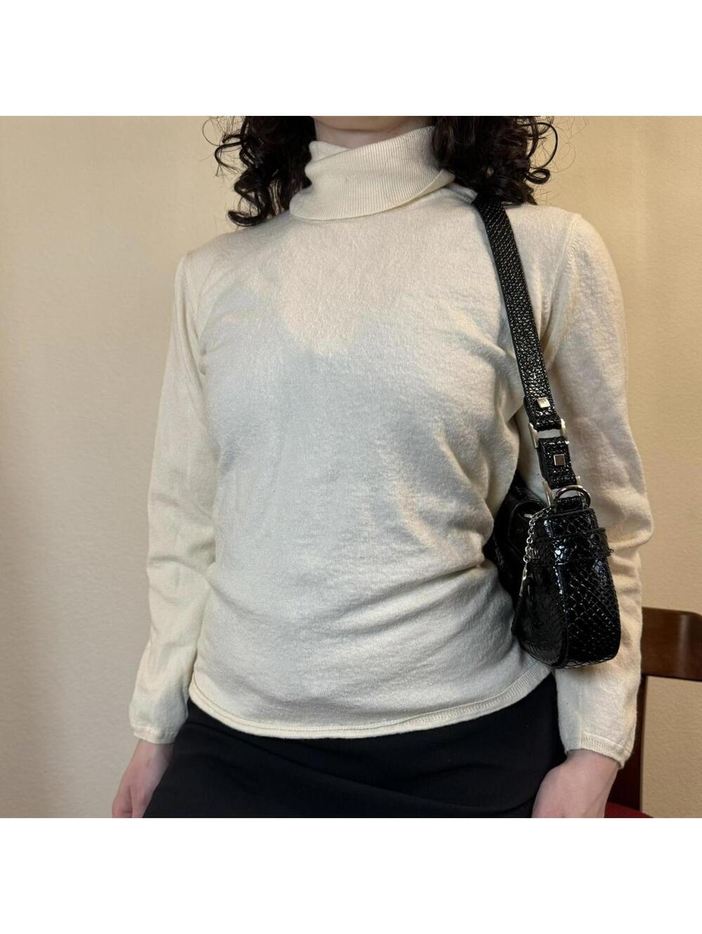 Tesori Euro Ivory Wool Knit Turtleneck Sweater Womens Large / Medium Minimalist